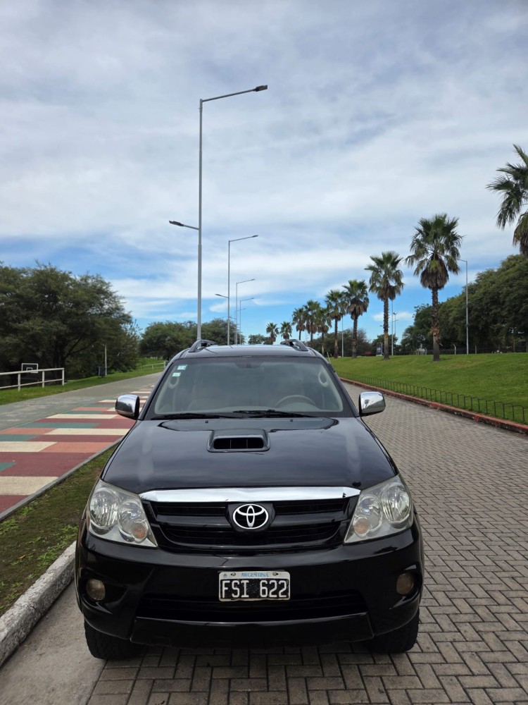 Toyota SW4 Srv 4x4 AT — foto 10